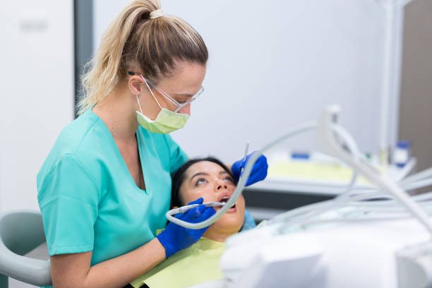 Best Emergency Tooth Extraction  in North Brooksville, FL